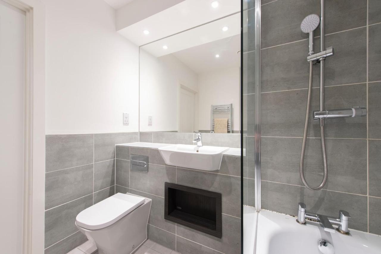 Stunning Luxury 2 Bedroom London Apartment المظهر الخارجي الصورة