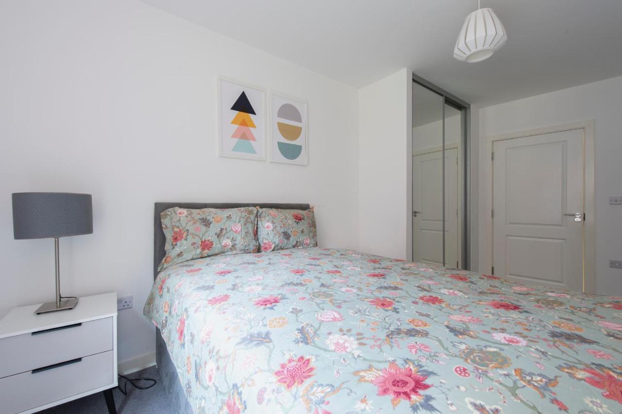 Stunning Luxury 2 Bedroom London Apartment المظهر الخارجي الصورة